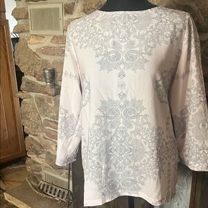 Kenar Chic White and Gray Patterned Blouse